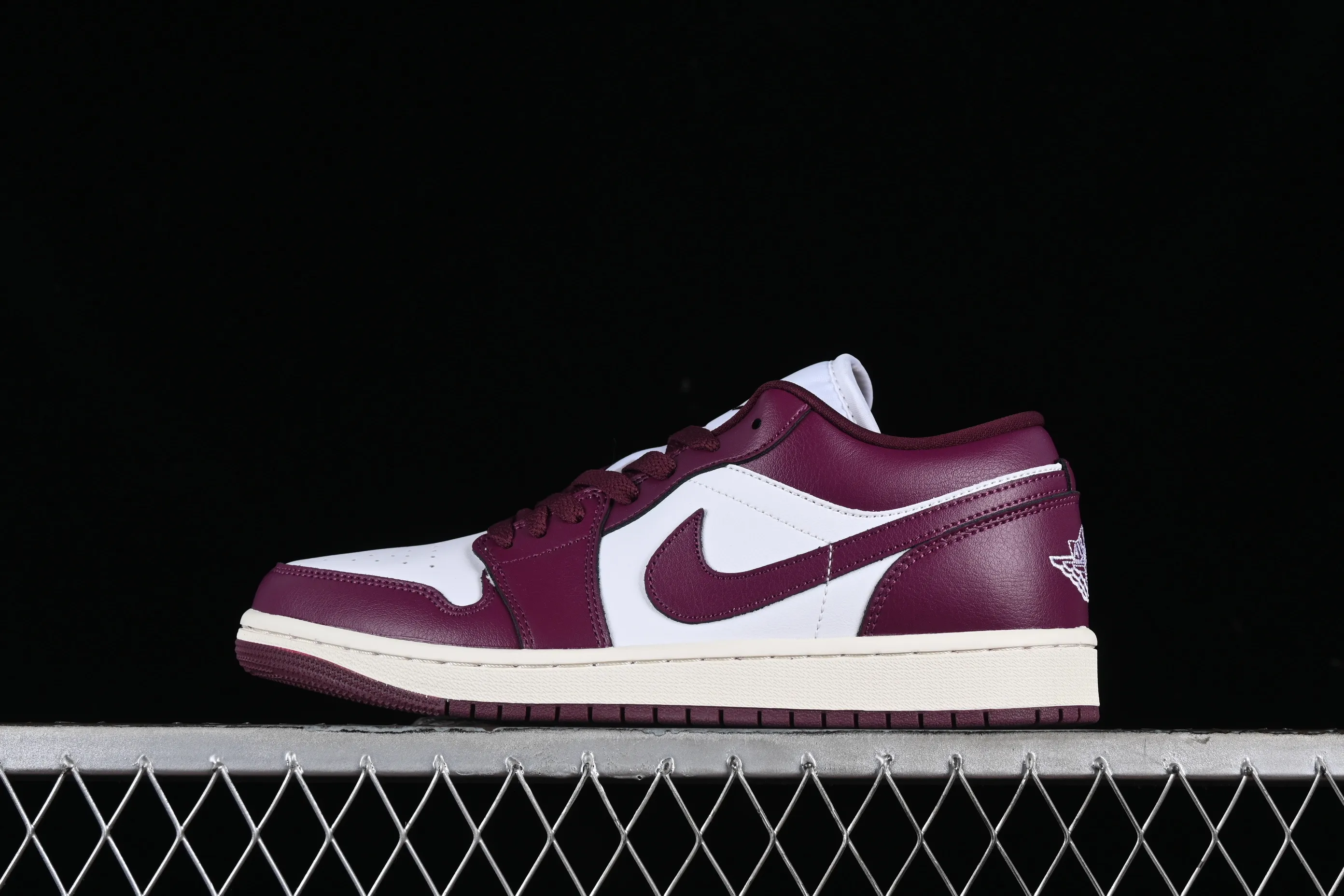 All categories Air Jordan Jordan series basketball shoes Air Jordan 1 Low Air Jordan 1 Low AJ1 Joe 1 white rose red low-top cultural casual sneakers DC0774-161